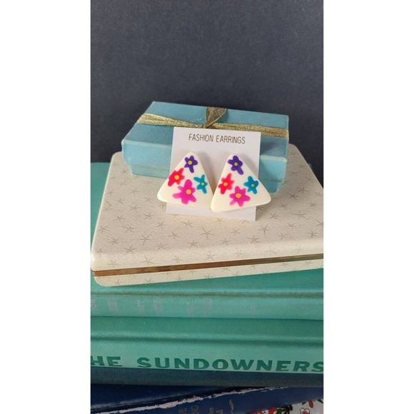 80s Triangular Floral Earrings - Picture 5 of 10